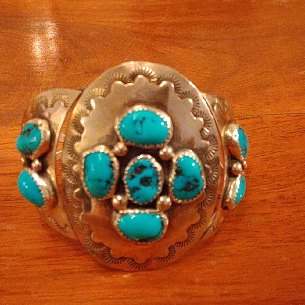 Vintage sterling Navajo turquoise cuff bracelet